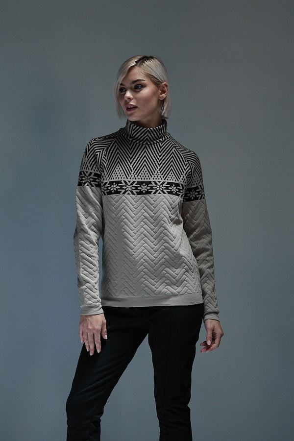 Newland Women's Dynamite Knit Turtleneck